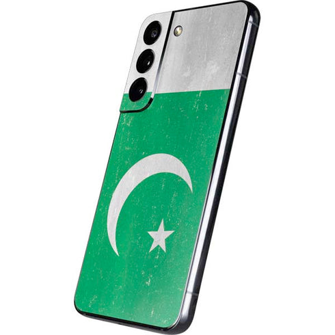 Pakistan Flag Distressed Galaxy S22 Skin